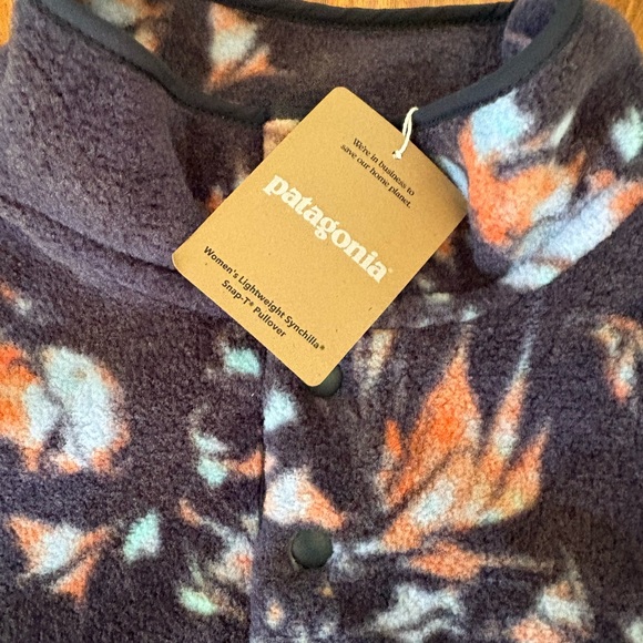 NWT Patagonia Lightweight Synchilla Snap Pullover Medium Swirl Floral Pitch Blue - Picture 7 of 8